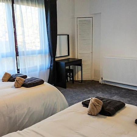 Carnock Road Apartment - Silverburn Shopping Centre Glasgow Exteriér fotografie
