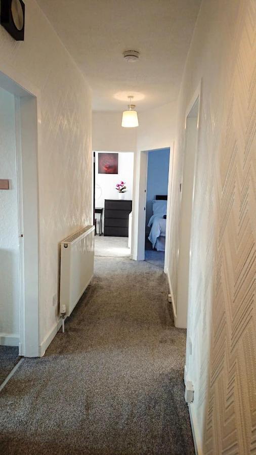 Carnock Road Apartment - Silverburn Shopping Centre Glasgow Exteriér fotografie
